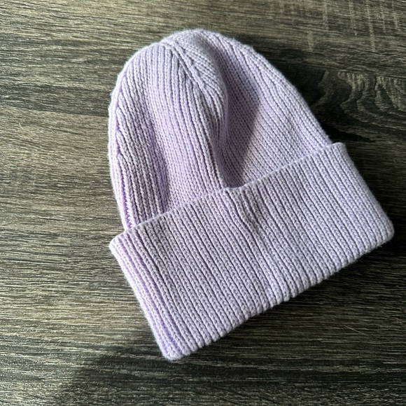 Old Navy Beanie - Picture 2 of 3